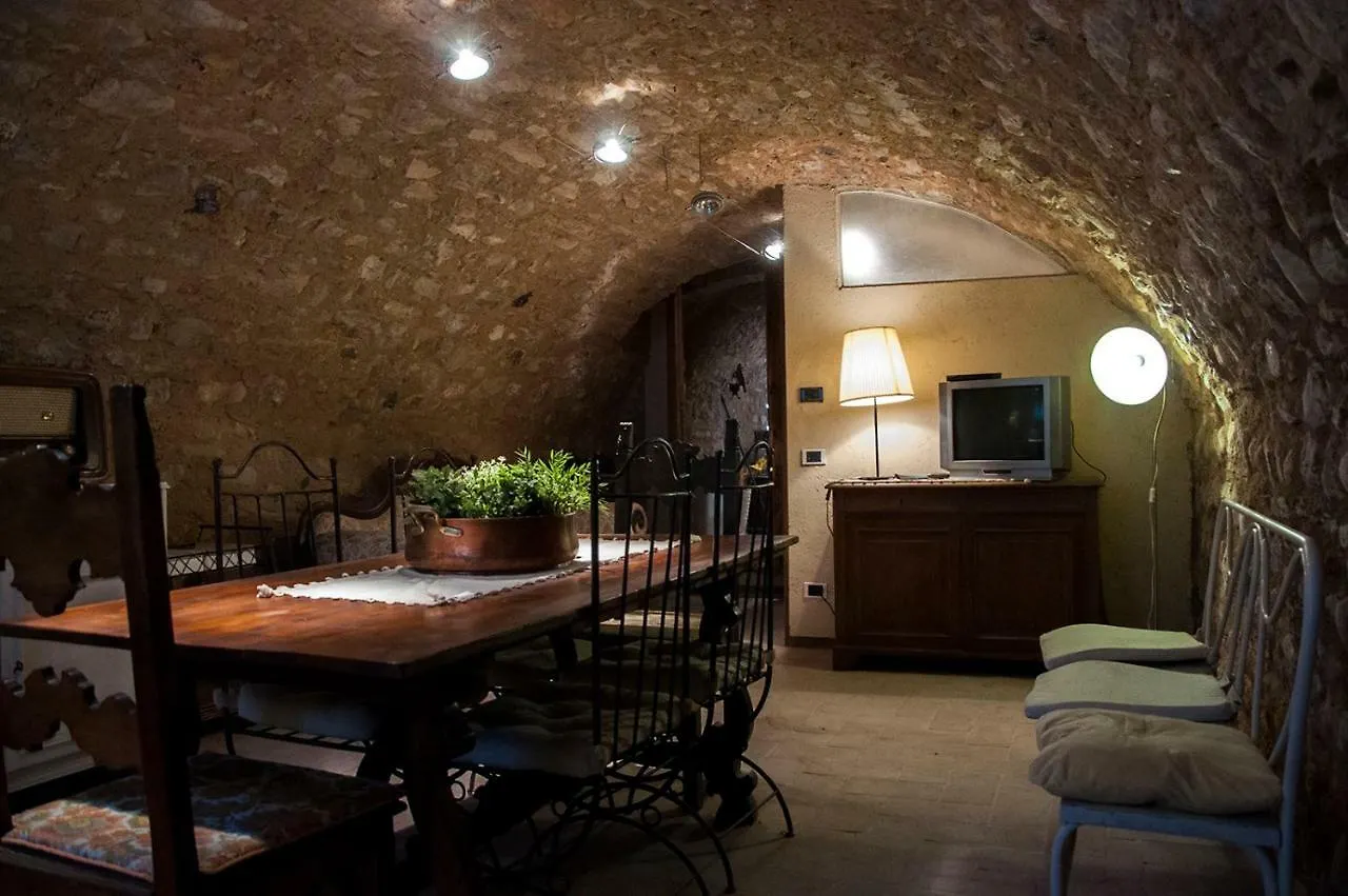 Holiday home Charming Rustic House Villa Gardone Riviera Italy